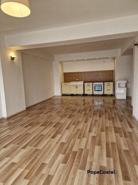 Otopeni  RIN Airport Hotel 3 camere etaj 1 semimobilat/nemobilat