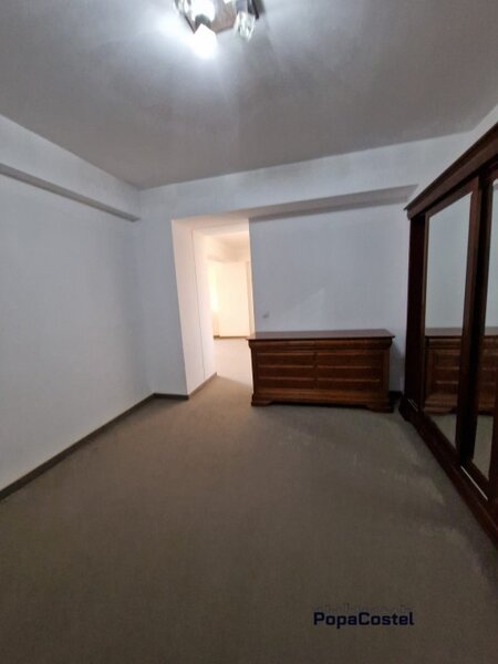 Otopeni  RIN Airport Hotel 3 camere etaj 1 semimobilat/nemobilat