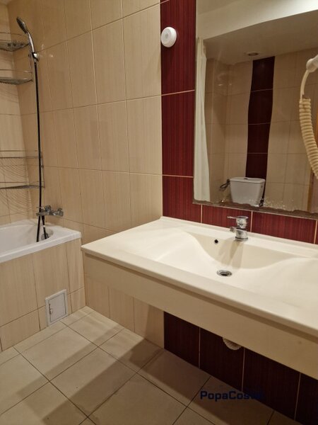 Otopeni  RIN Airport Hotel 3 camere etaj 1 semimobilat/nemobilat